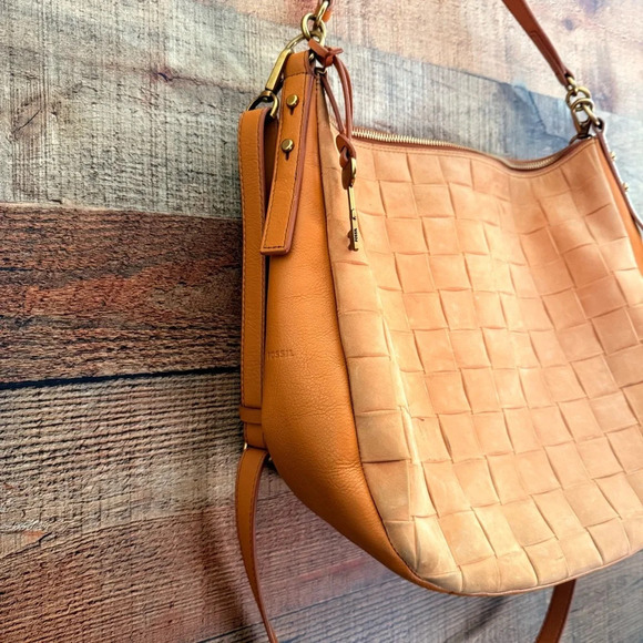 Fossil Jolie’s Hobo Bag - Picture 6 of 15